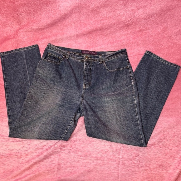 151. Gloria Vanderbilt Classic Fit Jeans Women’s Size 12 - Picture 3 of 7